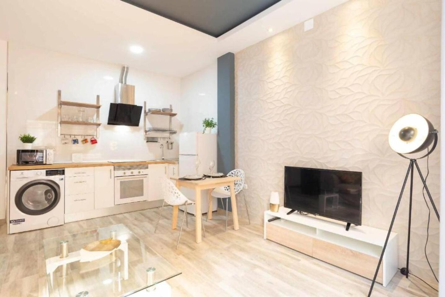 Vialia Suites Cinema Málaga Exteriör bild